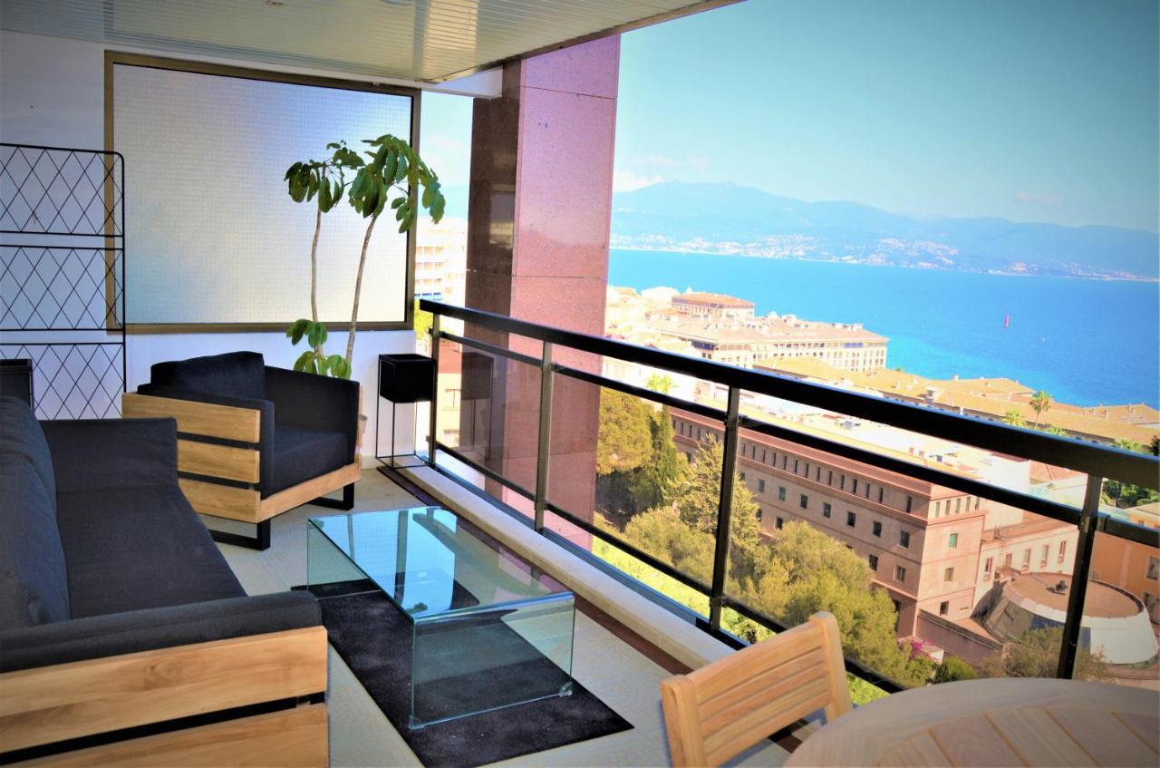 Grand T2 Standing Ajaccio Proche Centre Et Plages Vue Panoramique Parking Prive Luaran gambar